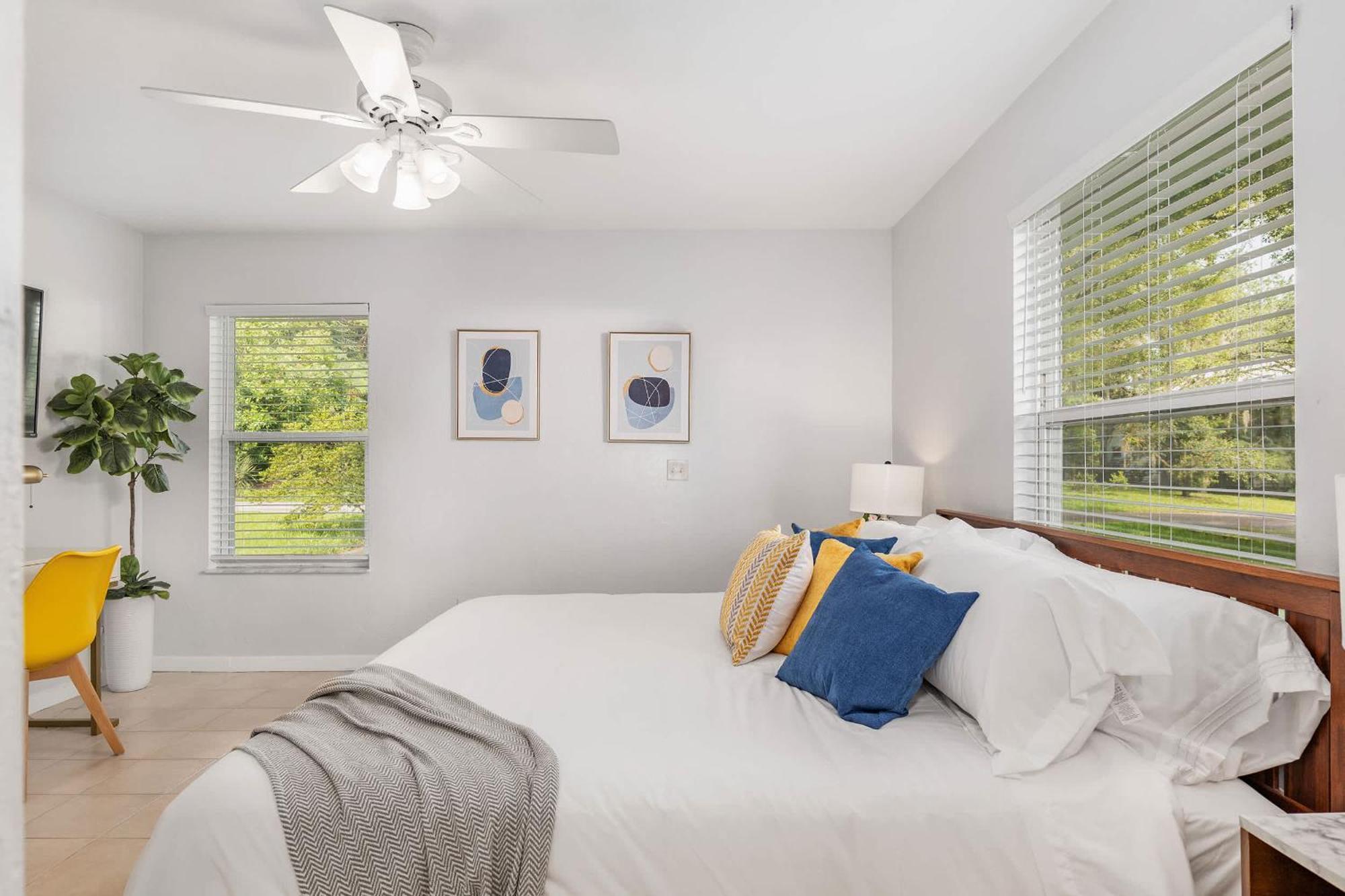 Serenity Terrace King Bed W Lounge & Coffee Bar Alachua Exterior photo